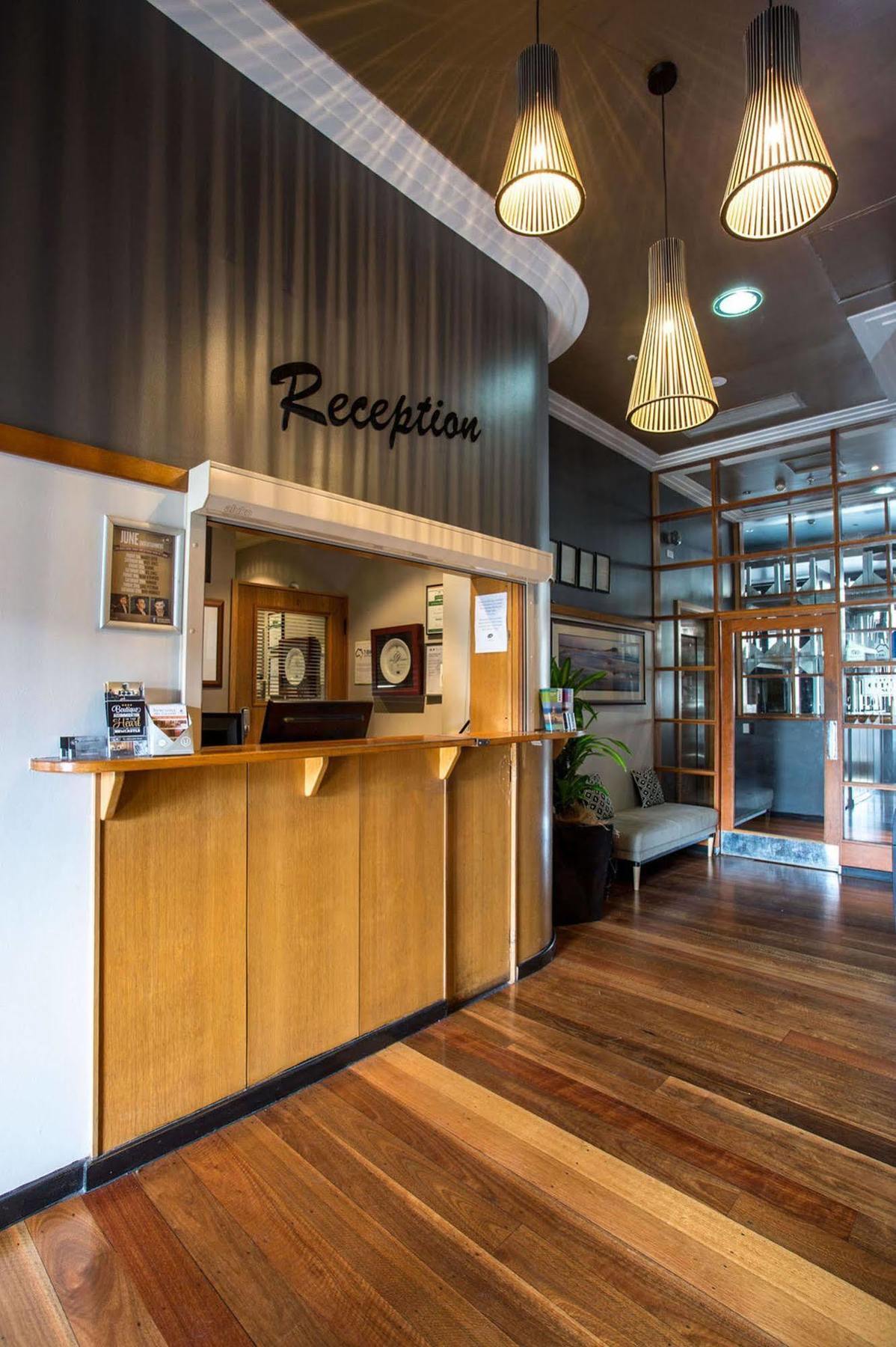 Clarendon Hotel Ньюкасл Екстер'єр фото